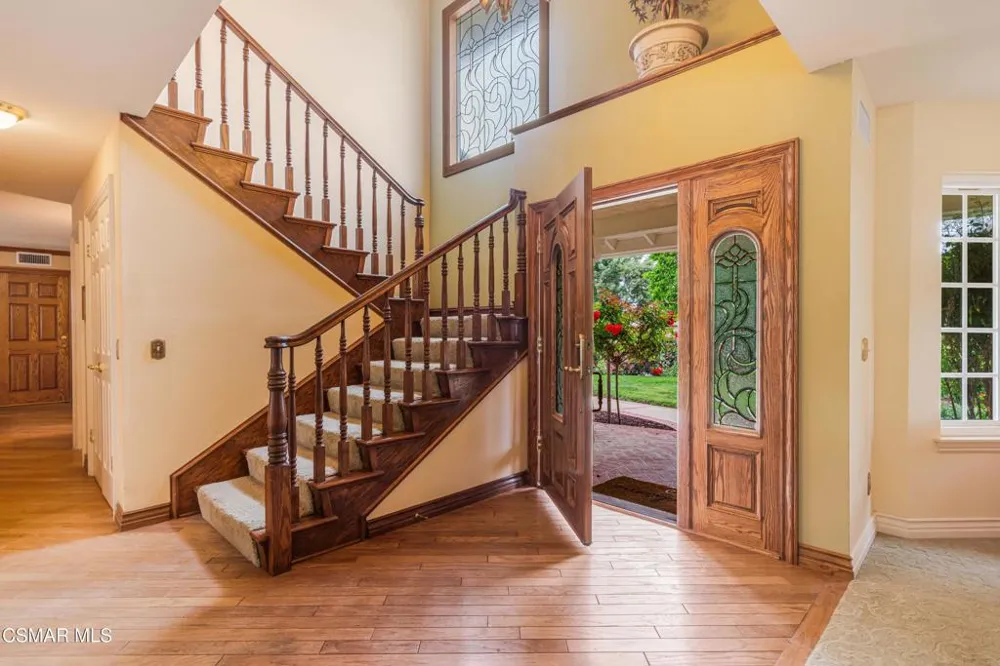 351 Buckboard Circle Simi Valley, CA 93065