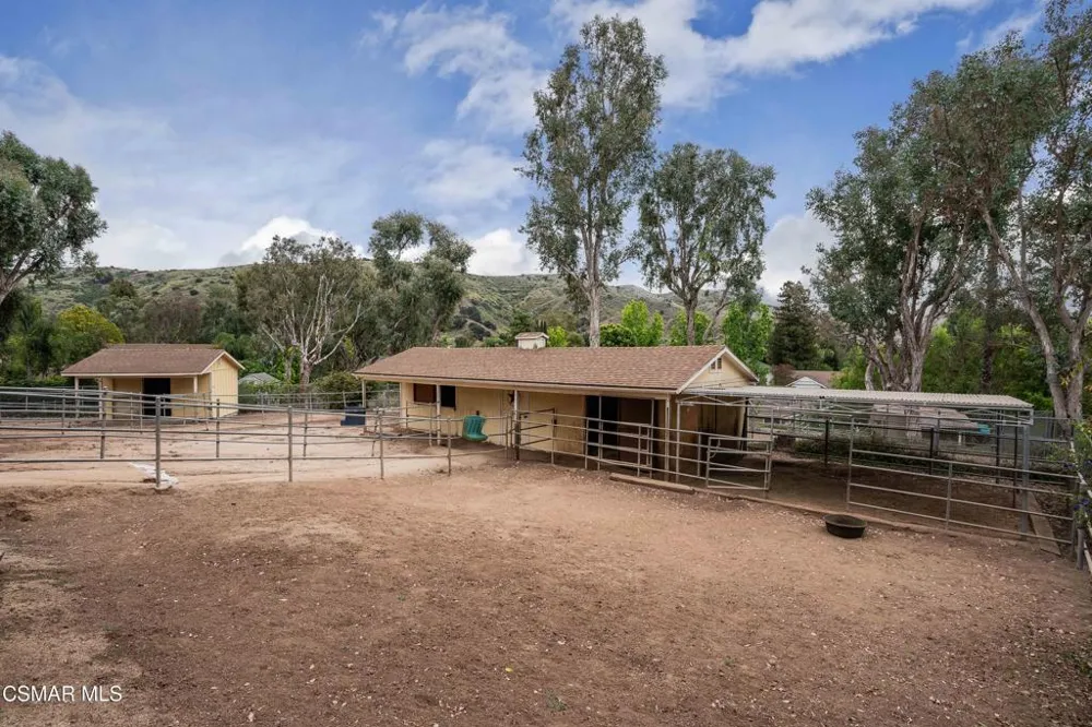 351 Buckboard Circle Simi Valley, CA 93065