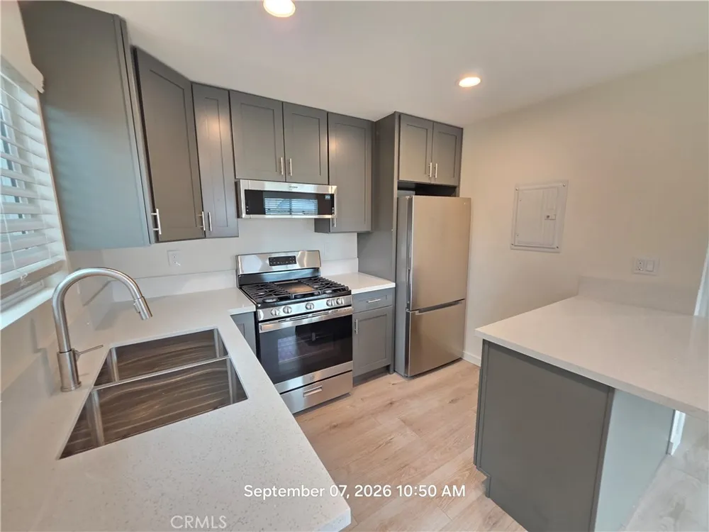 15073 Nurmi Street Sylmar, CA 91342