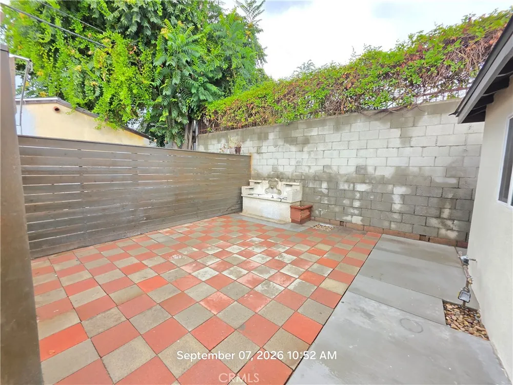 15073 Nurmi Street Sylmar, CA 91342