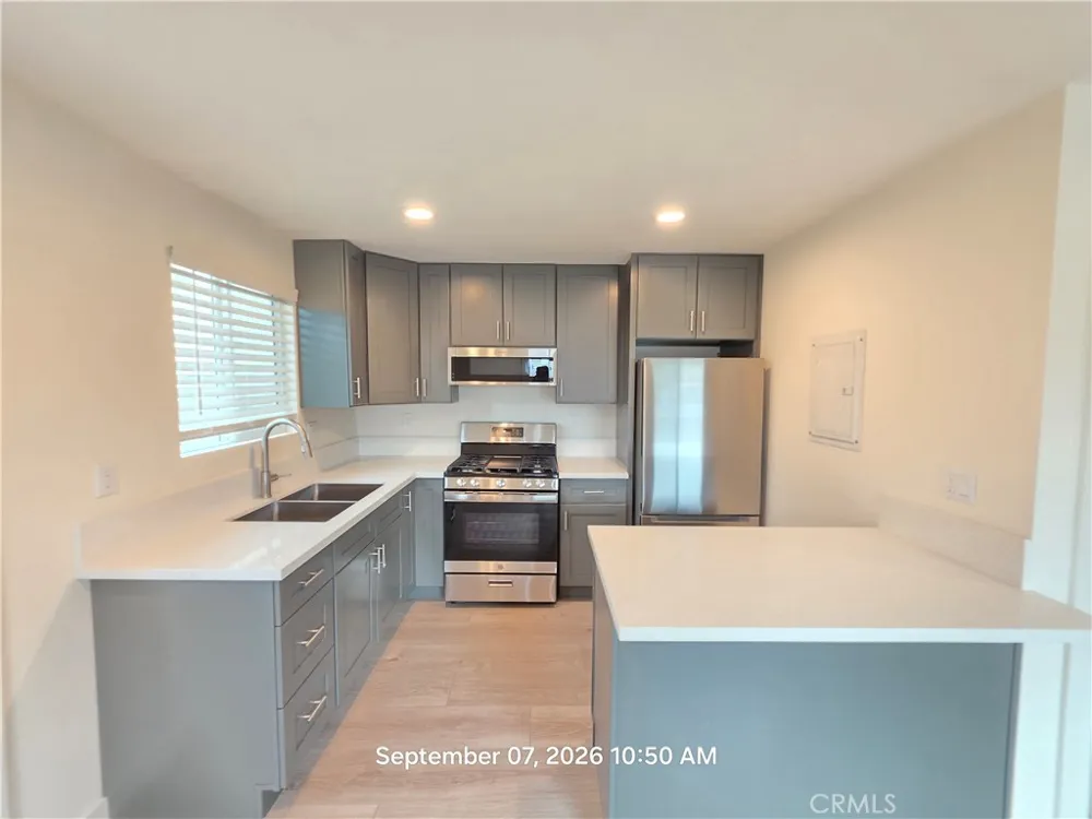 15073 Nurmi Street Sylmar, CA 91342
