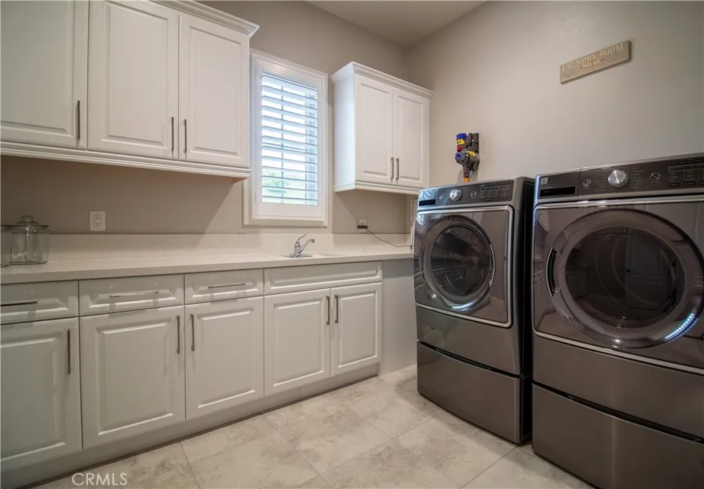 51 Egret Irvine, CA 92618