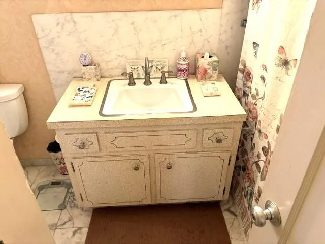 41 SW 5TH STREET Dania Beach, FL 33004
