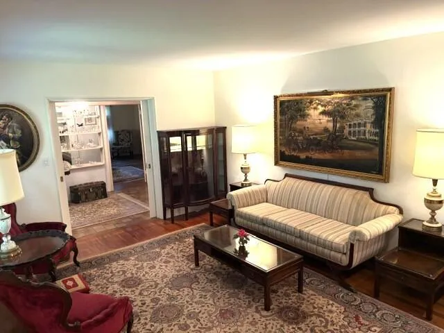 41 SW 5TH STREET Dania Beach, FL 33004