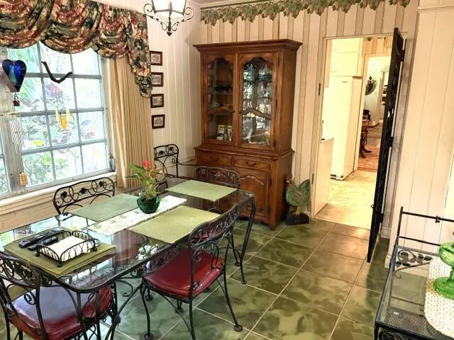 41 SW 5TH STREET Dania Beach, FL 33004