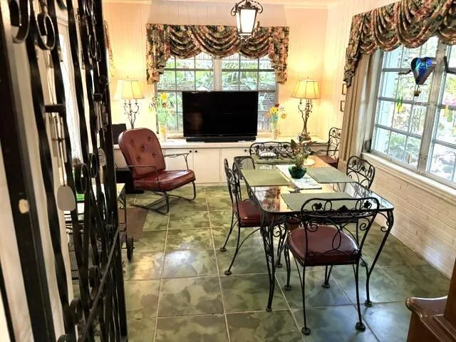 41 SW 5TH STREET Dania Beach, FL 33004