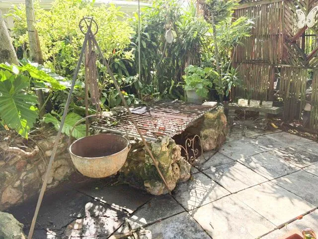41 SW 5TH STREET Dania Beach, FL 33004