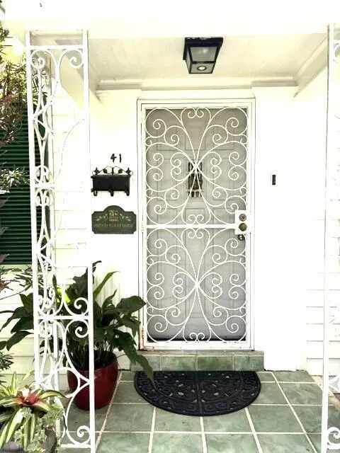 41 SW 5TH STREET Dania Beach, FL 33004