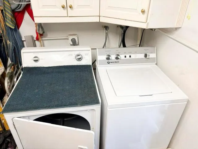 41 SW 5TH STREET Dania Beach, FL 33004