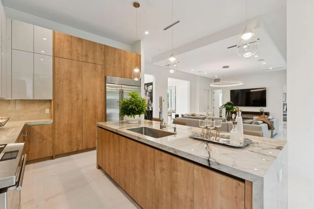 289 NW 11th Street Boca Raton, FL 33432