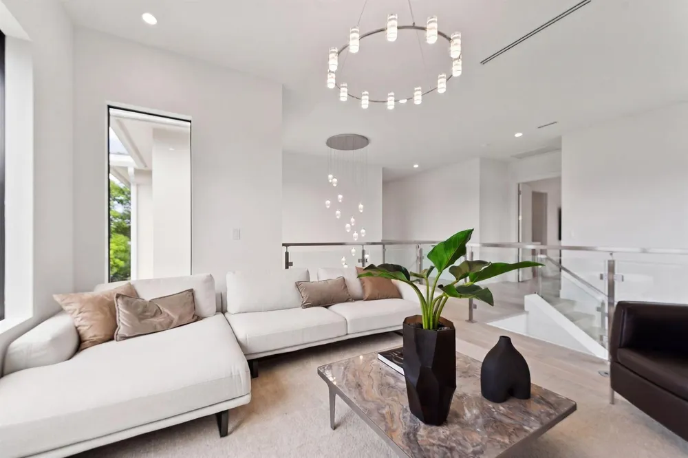 289 NW 11th Street Boca Raton, FL 33432