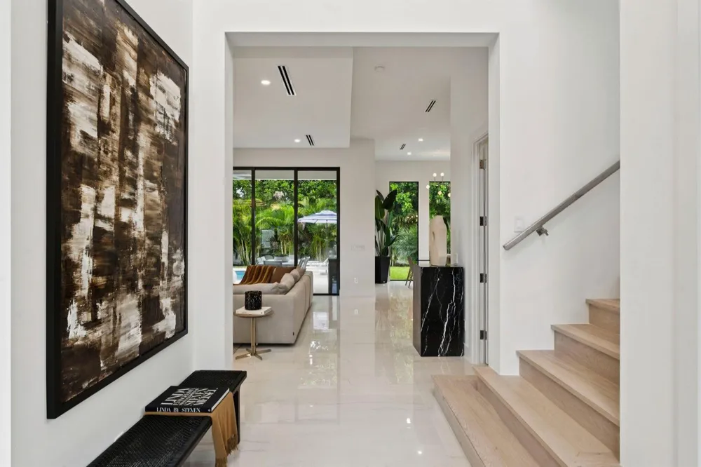 289 NW 11th Street Boca Raton, FL 33432