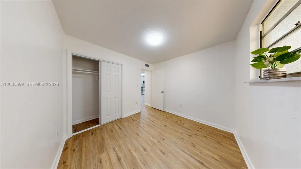 444 SW 27th Ave #32 Miami, FL 33135