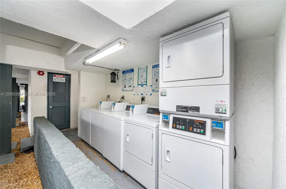 444 SW 27th Ave #32 Miami, FL 33135