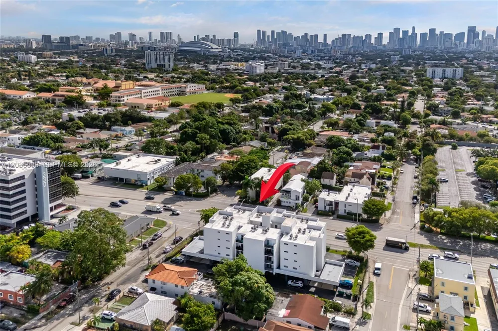 444 SW 27th Ave #32 Miami, FL 33135