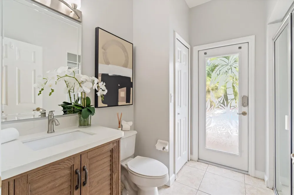 8501 PORTOBELLO LANE Palm Beach Gardens, FL 33418
