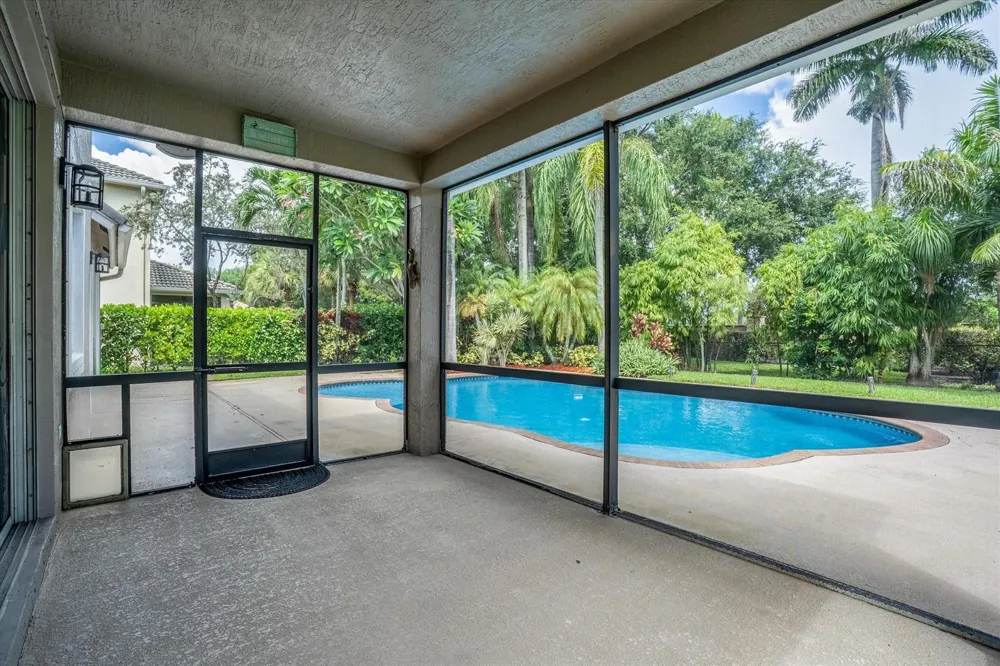 8501 PORTOBELLO LANE Palm Beach Gardens, FL 33418