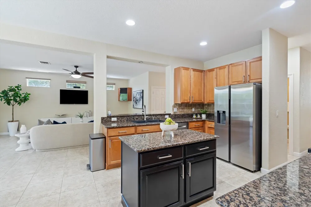 8501 PORTOBELLO LANE Palm Beach Gardens, FL 33418