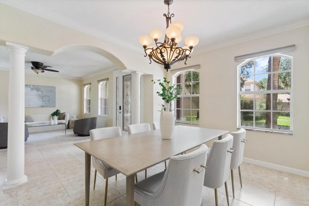 8501 PORTOBELLO LANE Palm Beach Gardens, FL 33418