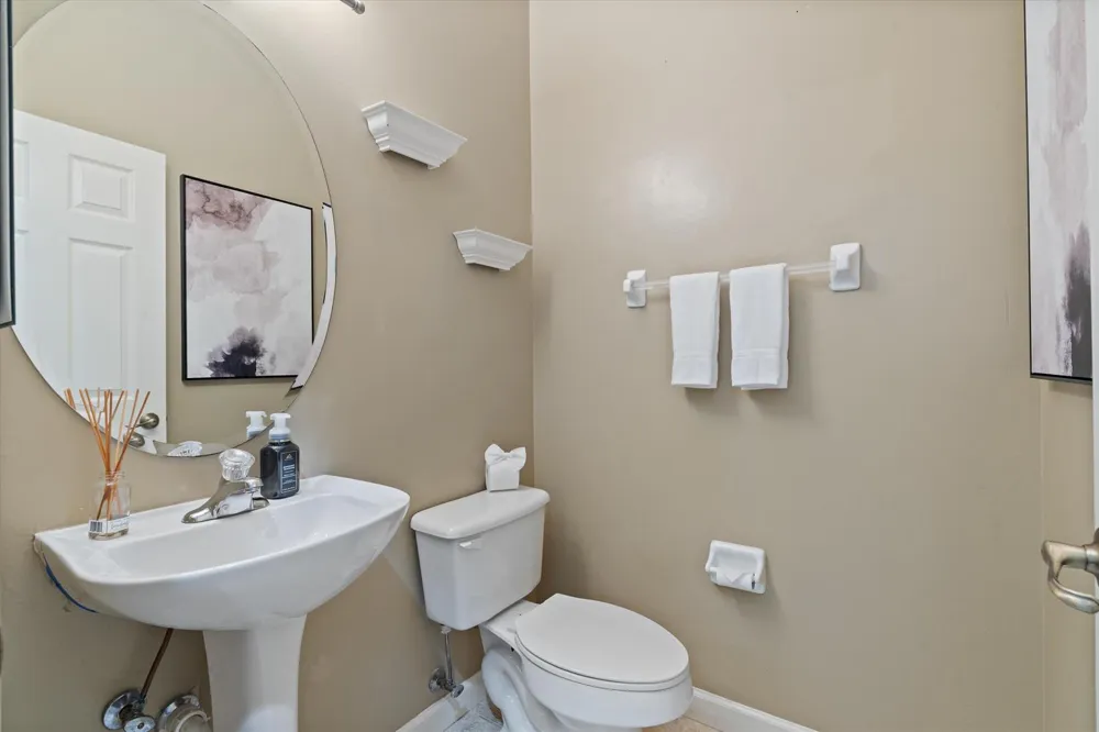 8501 PORTOBELLO LANE Palm Beach Gardens, FL 33418