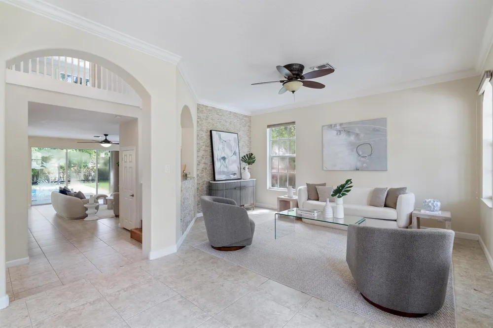 8501 PORTOBELLO LANE Palm Beach Gardens, FL 33418