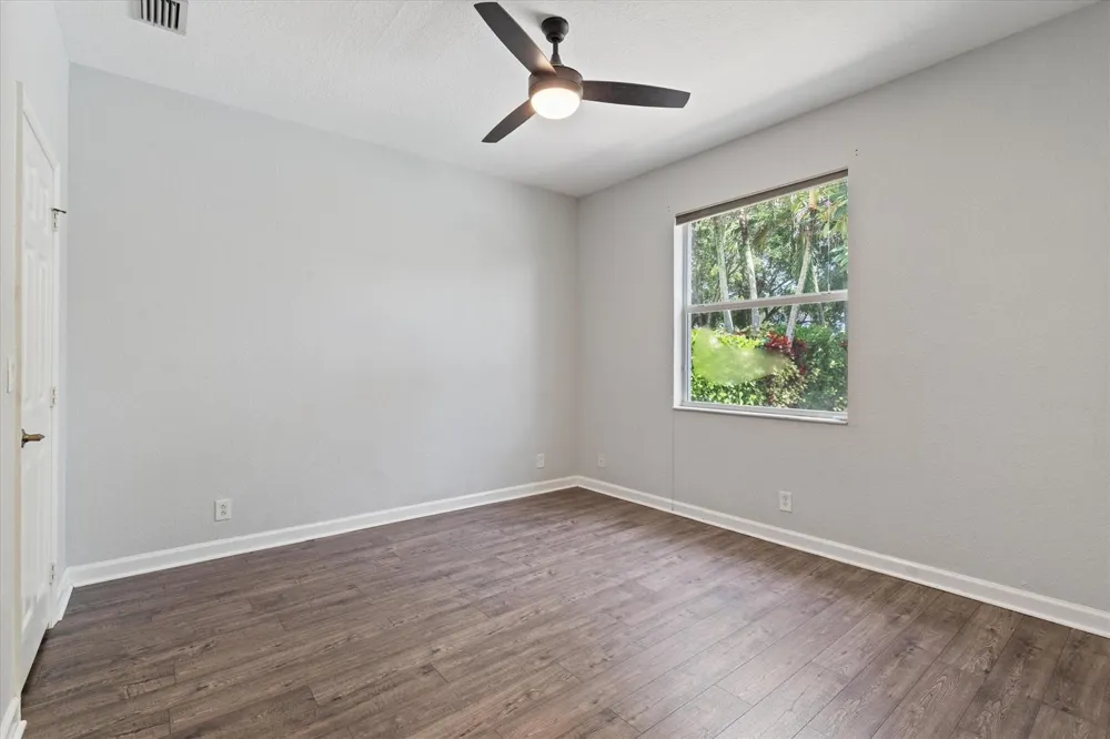 8501 PORTOBELLO LANE Palm Beach Gardens, FL 33418