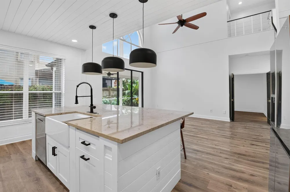 10894 OLD BRIDGEPORT LANE Boca Raton, FL 33498