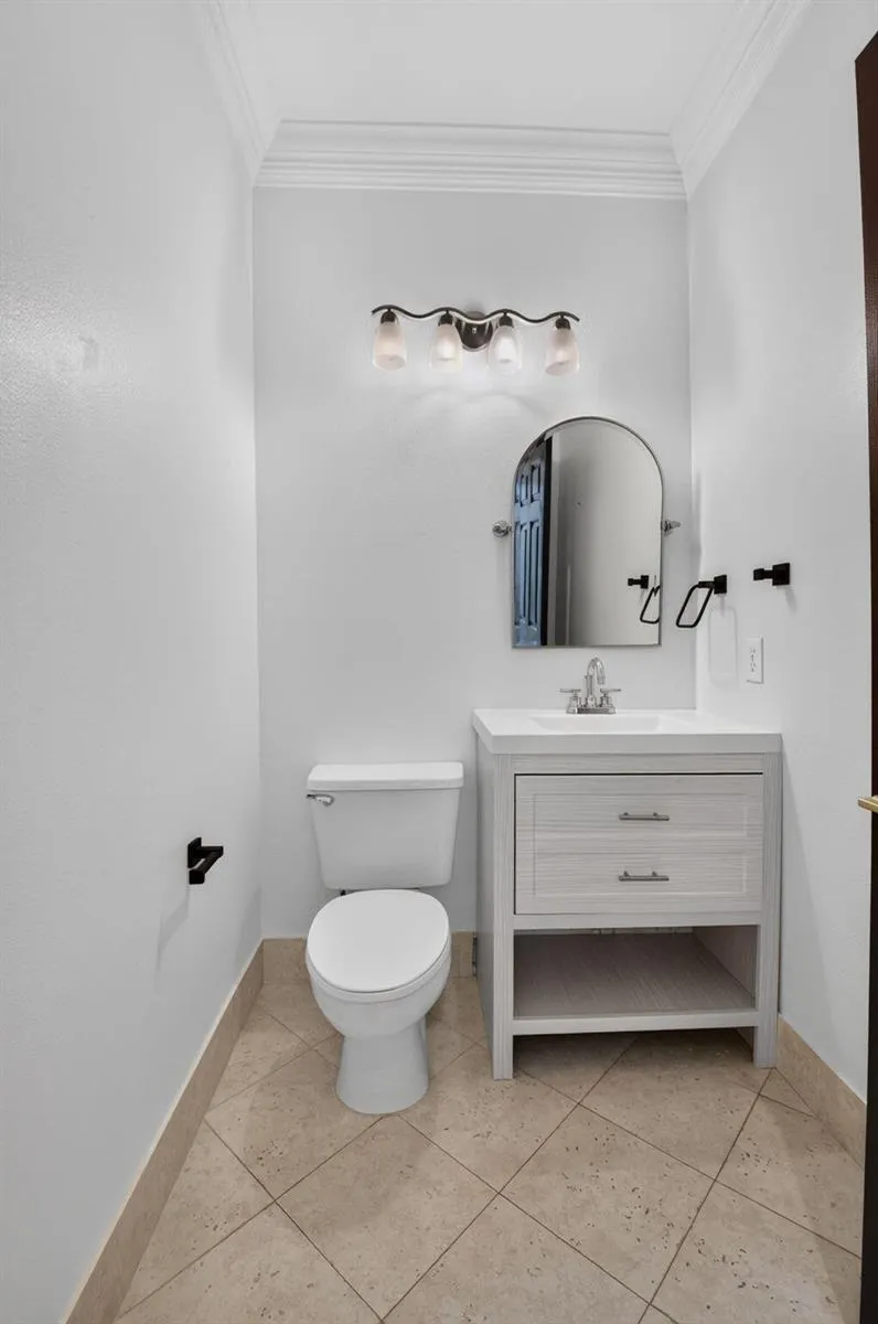 10894 OLD BRIDGEPORT LANE Boca Raton, FL 33498