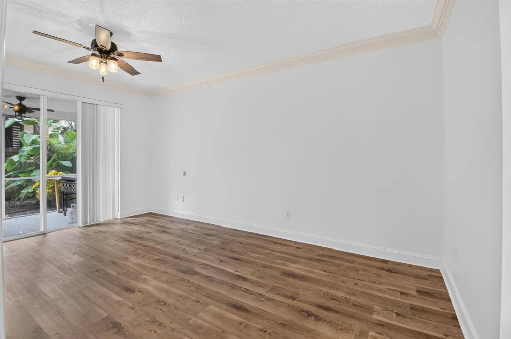 10894 OLD BRIDGEPORT LANE Boca Raton, FL 33498