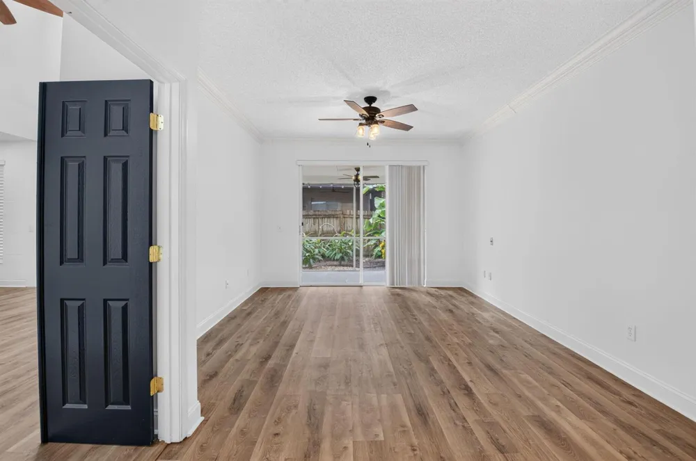 10894 OLD BRIDGEPORT LANE Boca Raton, FL 33498