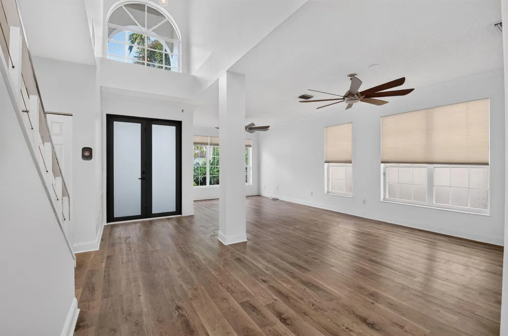 10894 OLD BRIDGEPORT LANE Boca Raton, FL 33498