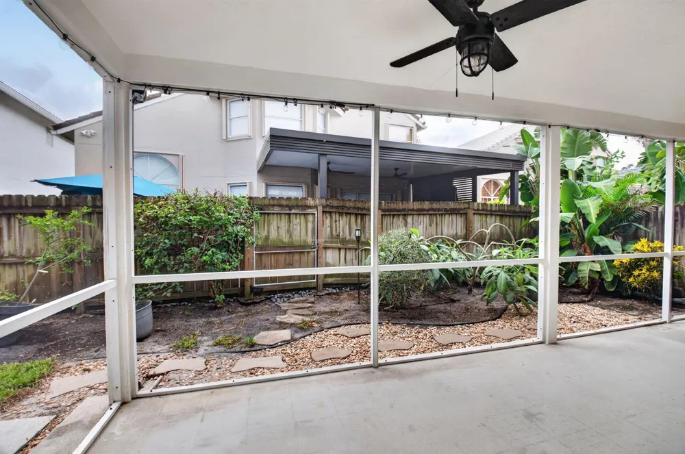 10894 OLD BRIDGEPORT LANE Boca Raton, FL 33498