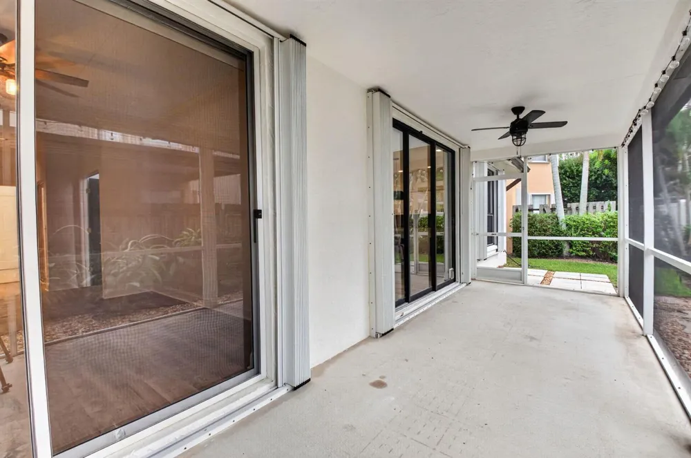 10894 OLD BRIDGEPORT LANE Boca Raton, FL 33498