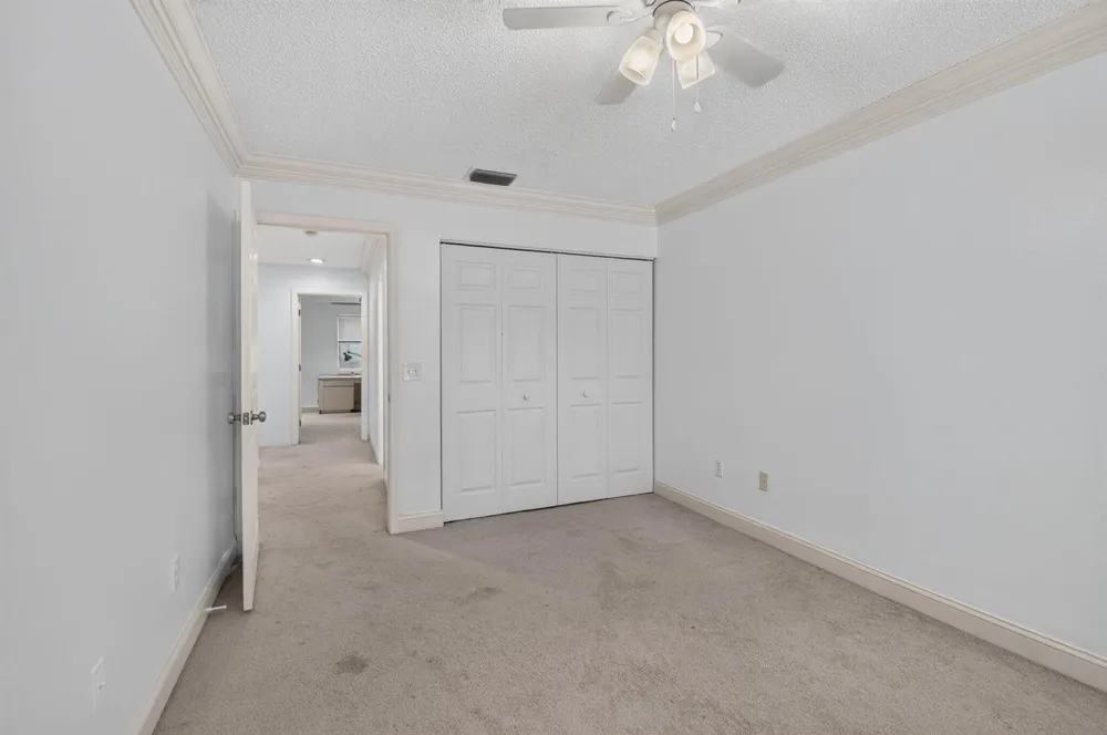 10894 OLD BRIDGEPORT LANE Boca Raton, FL 33498