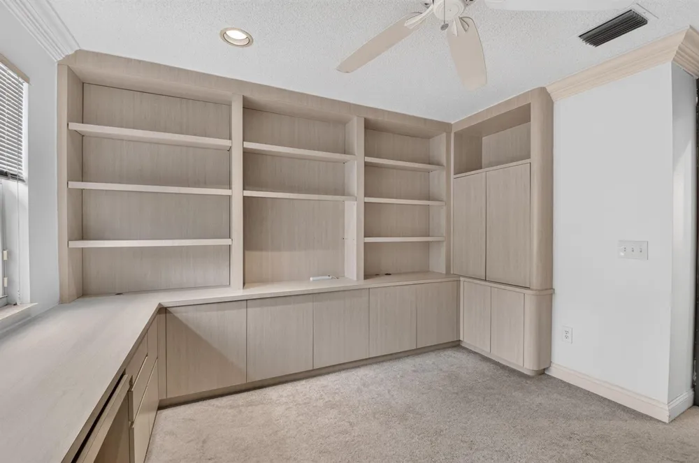 10894 OLD BRIDGEPORT LANE Boca Raton, FL 33498