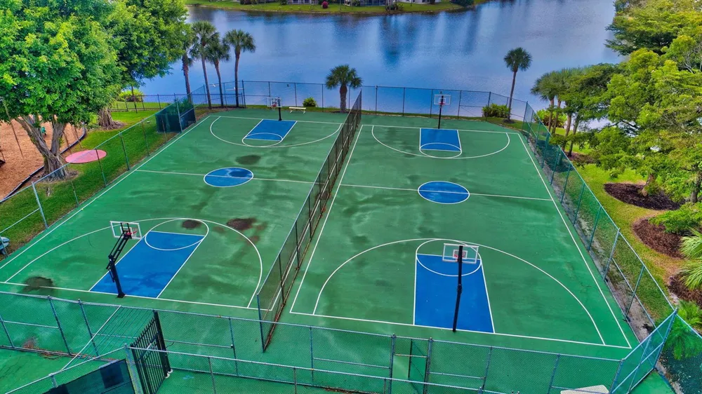 10894 OLD BRIDGEPORT LANE Boca Raton, FL 33498