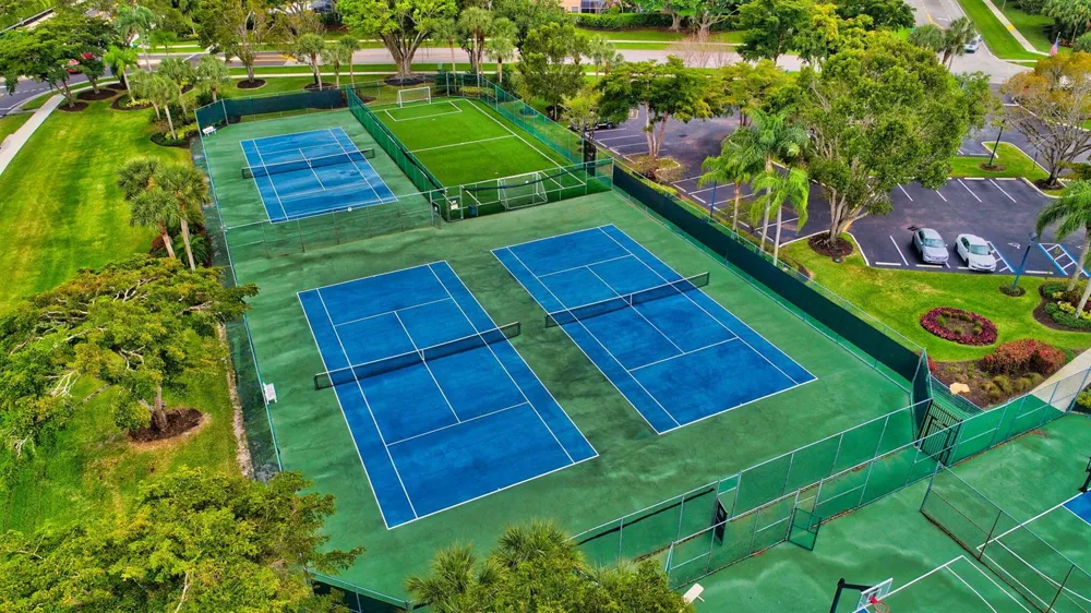 10894 OLD BRIDGEPORT LANE Boca Raton, FL 33498