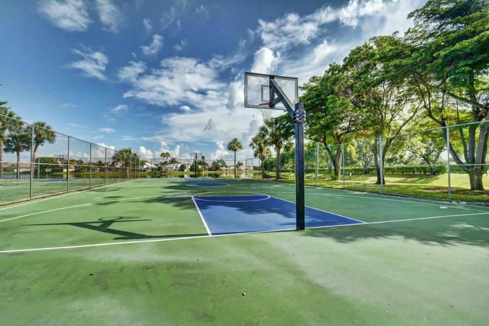 10894 OLD BRIDGEPORT LANE Boca Raton, FL 33498