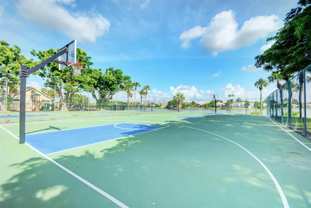 10894 OLD BRIDGEPORT LANE Boca Raton, FL 33498