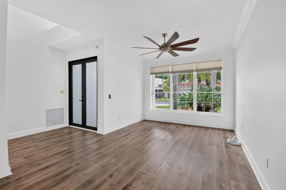 10894 OLD BRIDGEPORT LANE Boca Raton, FL 33498