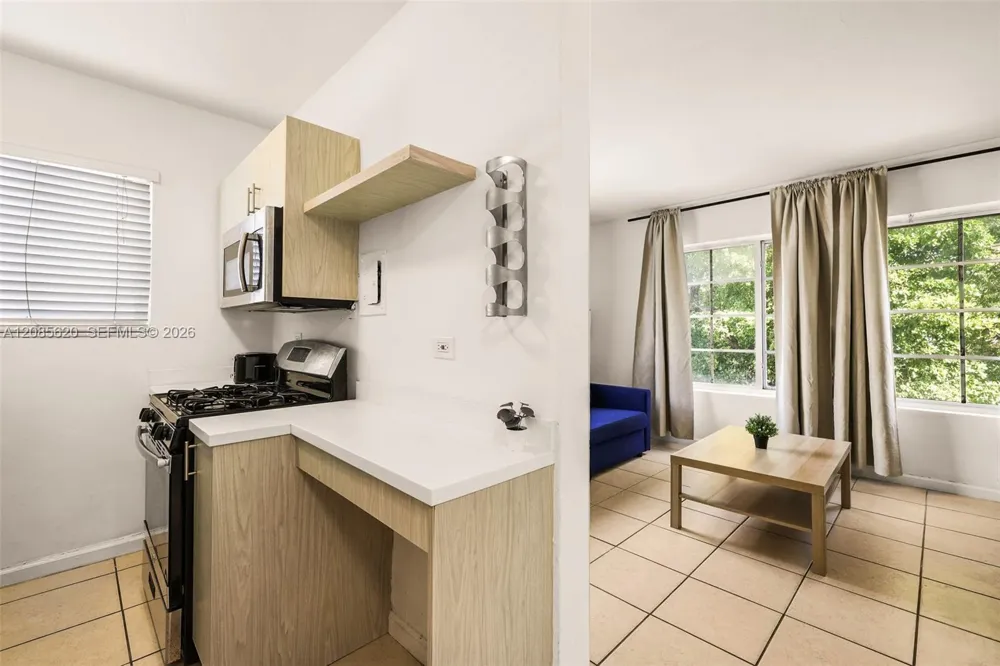 7340 Harding Ave #9 Miami Beach, FL 33141