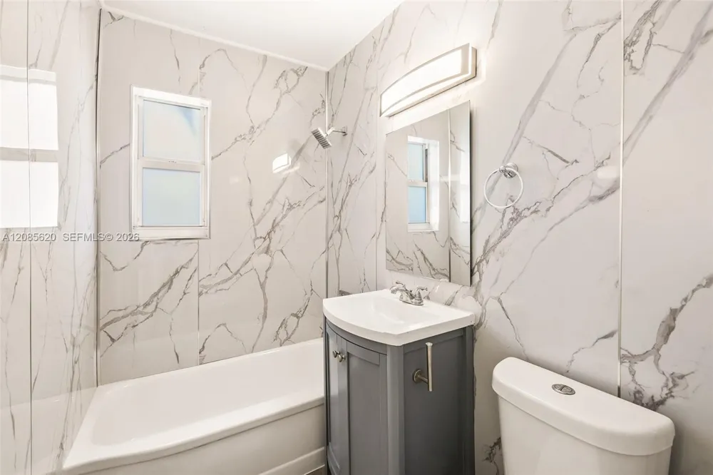 7340 Harding Ave #9 Miami Beach, FL 33141