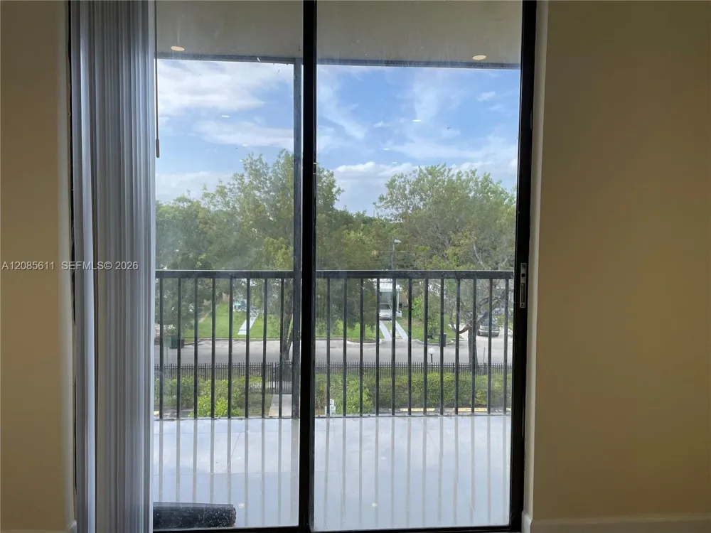 16851 NE 23rd Ave #A411 North Miami Beach, FL 33160