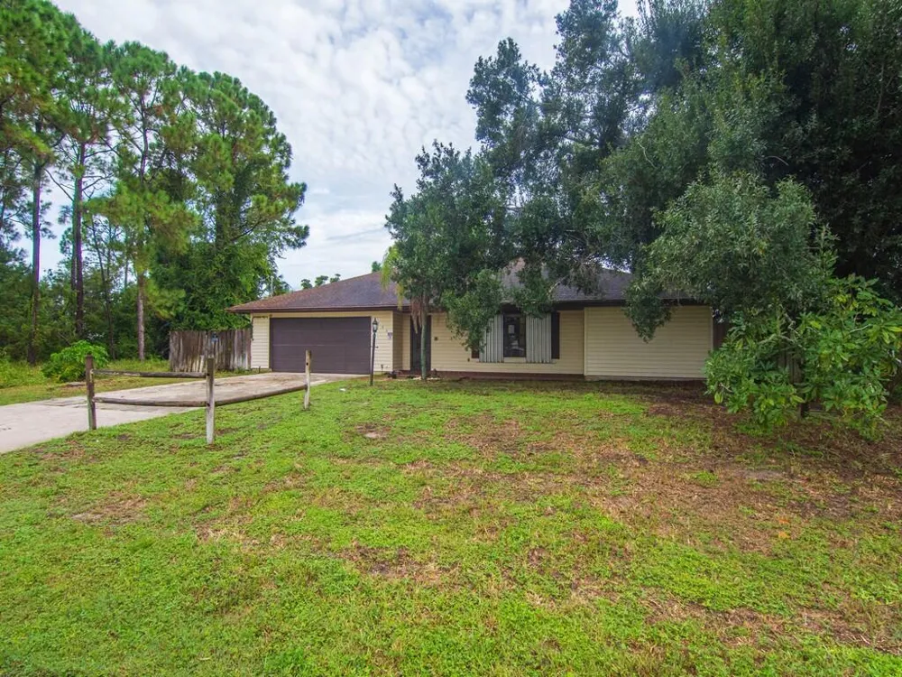 6506 Santa Clara Boulevard Fort Pierce, FL 34951