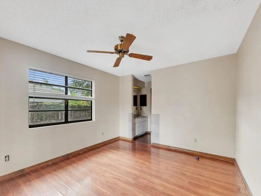 6506 Santa Clara Boulevard Fort Pierce, FL 34951