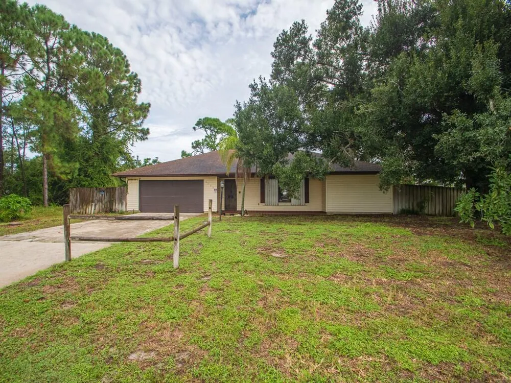 6506 Santa Clara Boulevard Fort Pierce, FL 34951