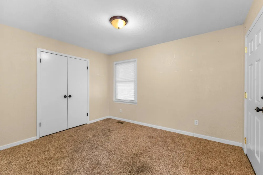 196 Greenwood Dr McMinnville, TN 37110