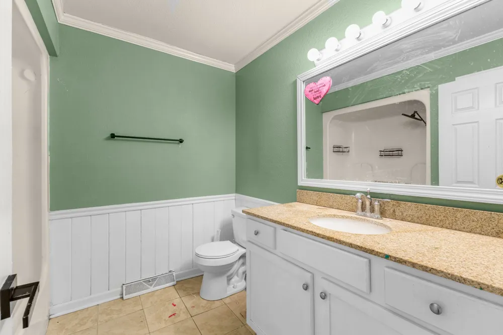 196 Greenwood Dr McMinnville, TN 37110