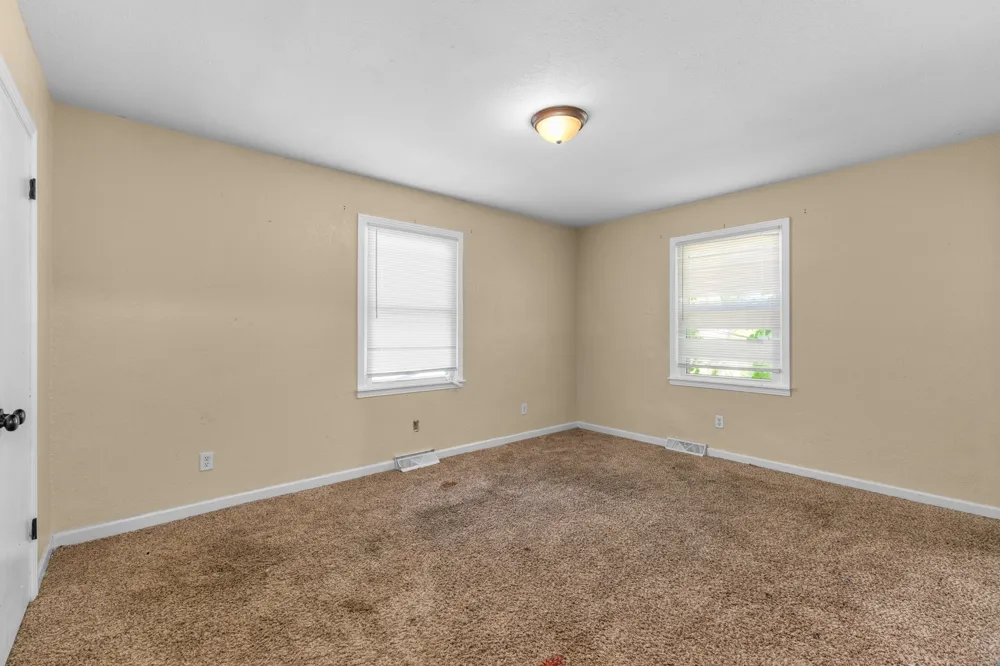 196 Greenwood Dr McMinnville, TN 37110