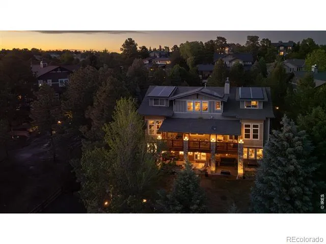 25042 E Davies Drive Aurora, CO 80016